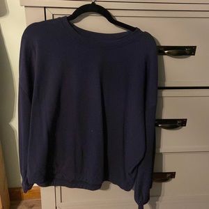 Woman’s Long sleeved top